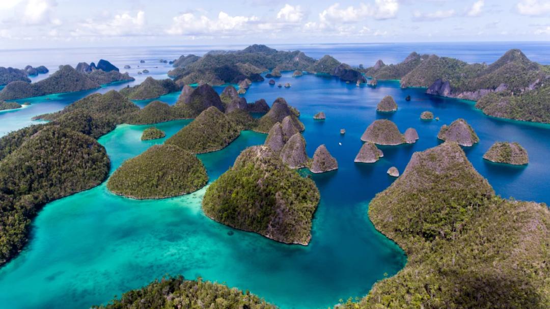 https://media.leisurecom.com/cruise/image-2025-01-06-15-14-03.webp