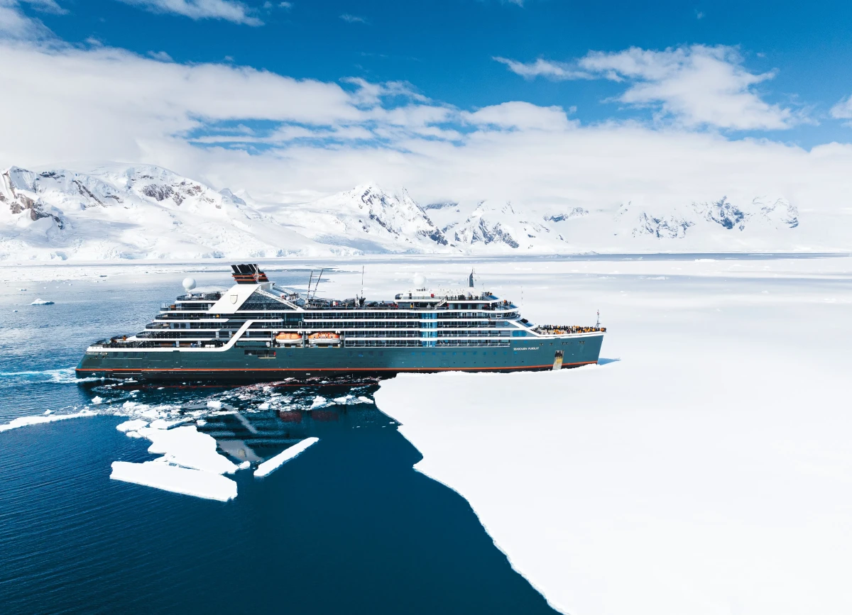 https://media.leisurecom.com/cruise/image-2025-07-08-15-11-51.webp