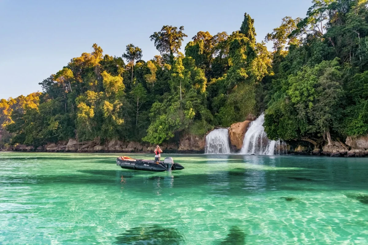 https://media.leisurecom.com/cruise/image-2025-09-01-13-48-35.webp