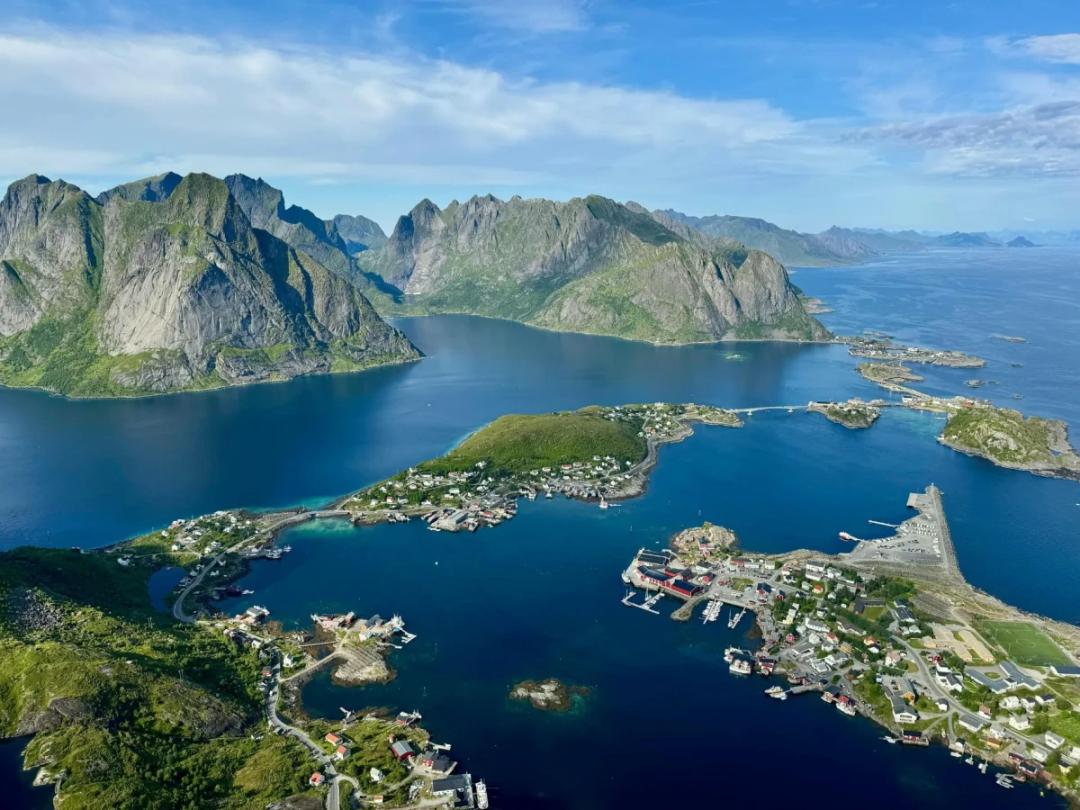 https://media.leisurecom.com/cruise/image-2026-08-31-08-50-29.webp