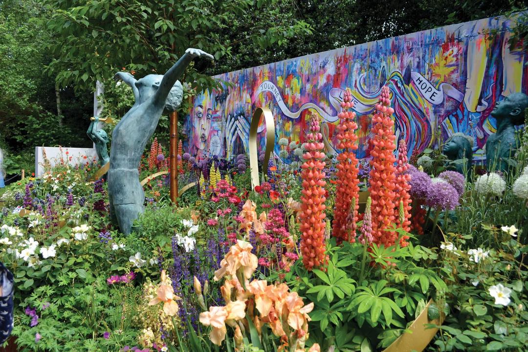 Renowned Gardens & Historic Properties of the UK, with Chelsea Flower Show